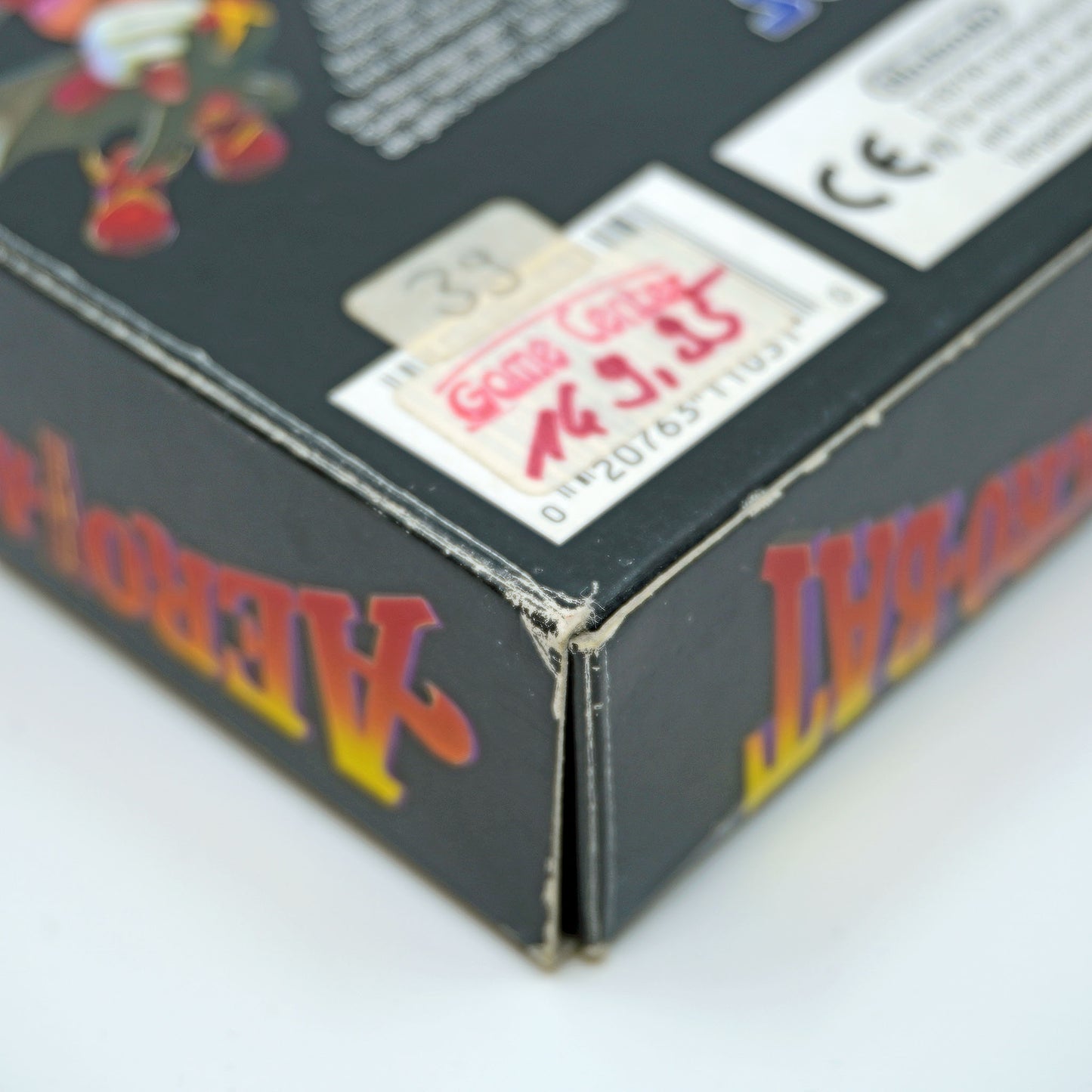 Nahaufnahme von Mängeln an den Ecken - 4