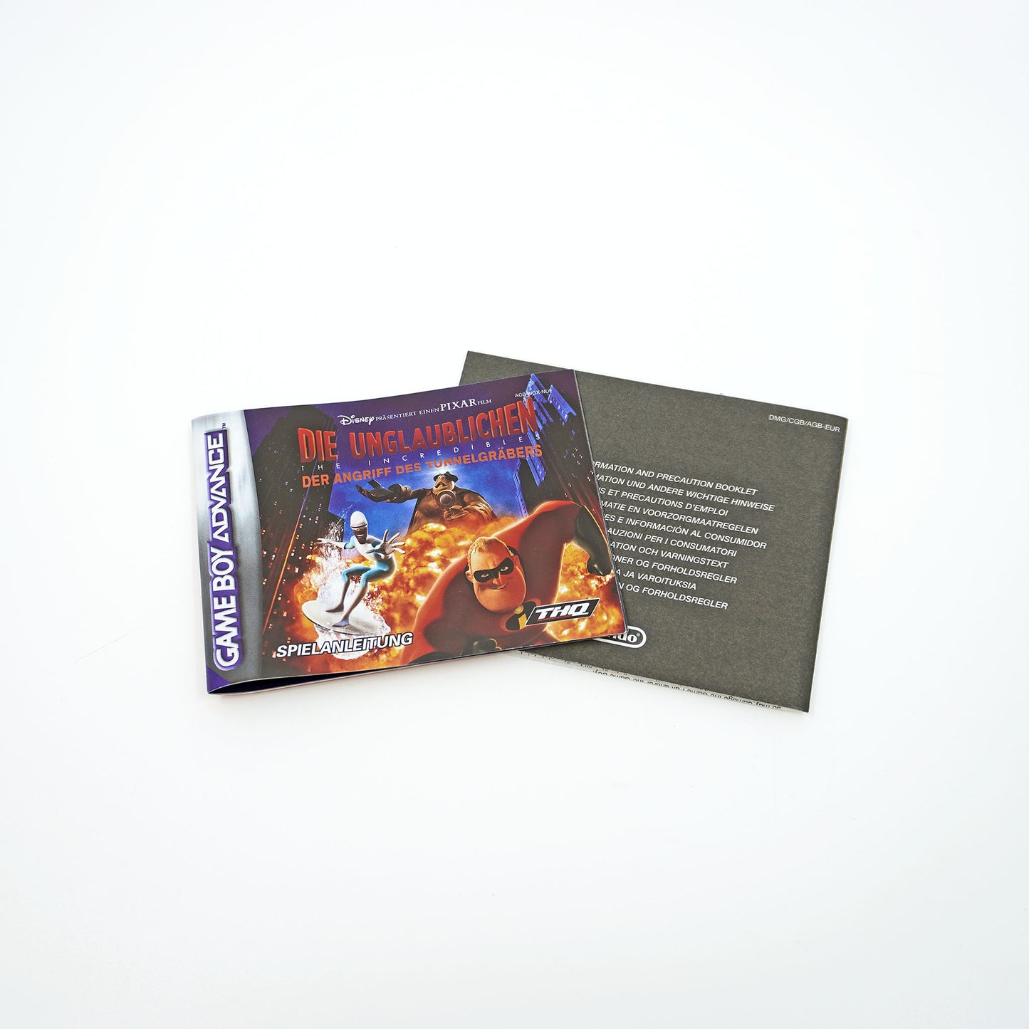 Die Unglaublichen: Der Angriff des Tunnelgräbers Game Boy Advance Anleitung - Vorderseite