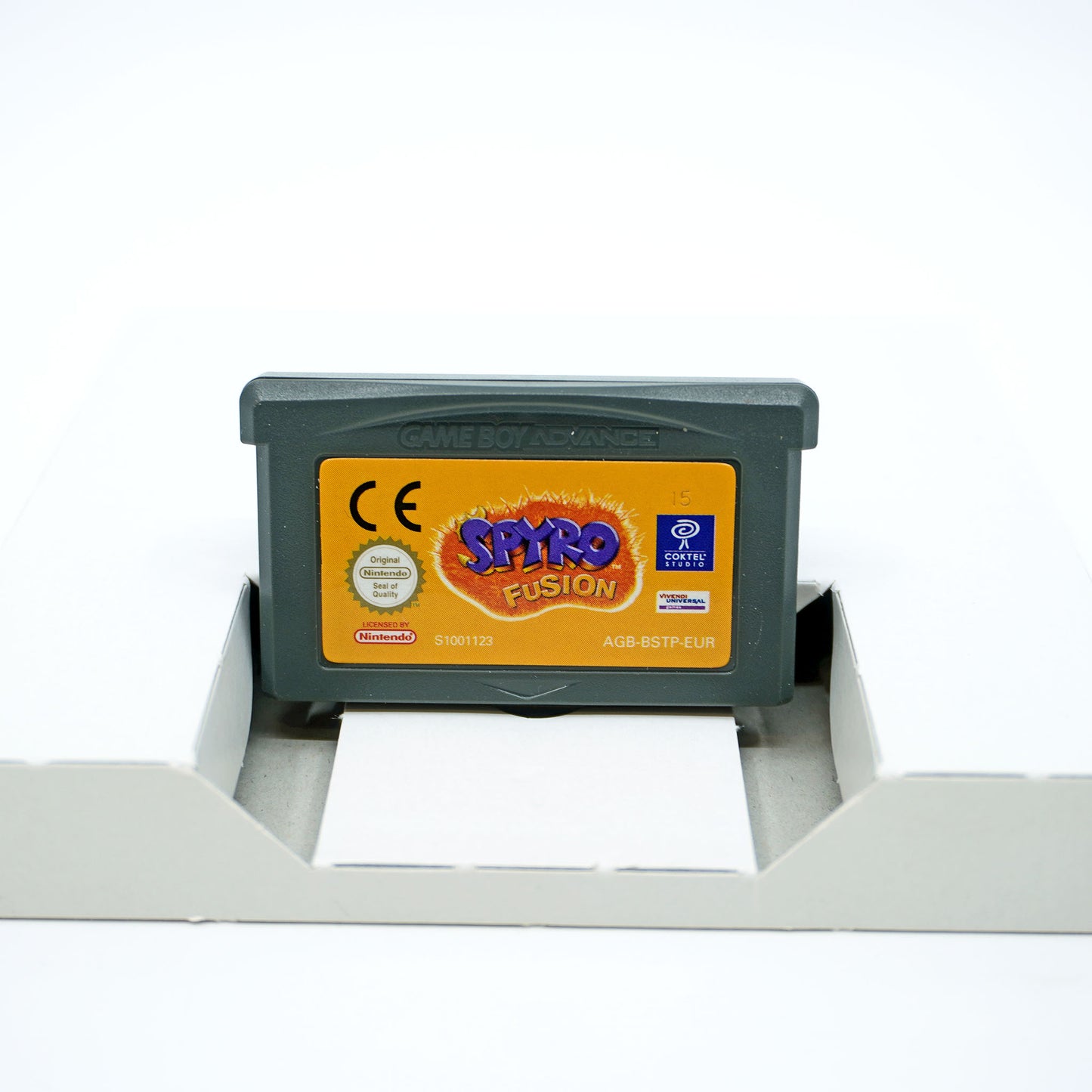Spyro Fusion Game Boy Advance Cartridge - Vorderseite