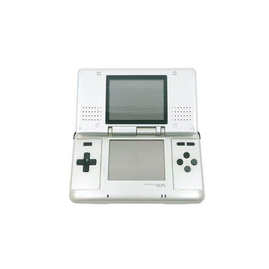 Nintendo DS Konsole Silber in gebrauchtem Zustand - Vorderansicht im geöffneten Zustand