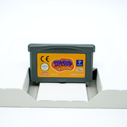 Spyro Fusion Game Boy Advance Cartridge - Vorderseite